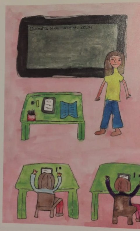 Dibuix d'una aula: una mestra a la pissarra i alumnes als pupitres